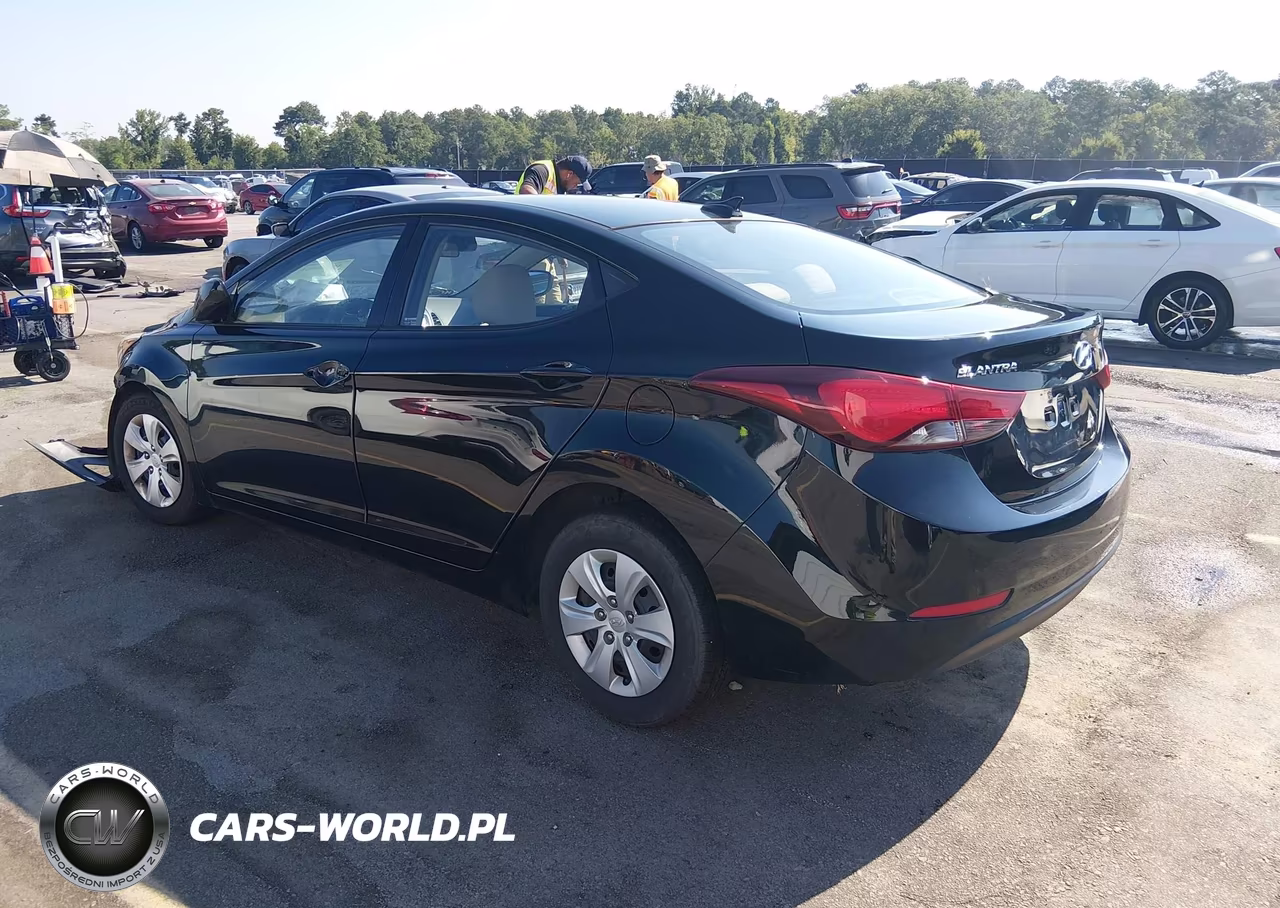 2016 Hyundai Elantra Se VIN:5NPDH4AE4GH745889 - 3