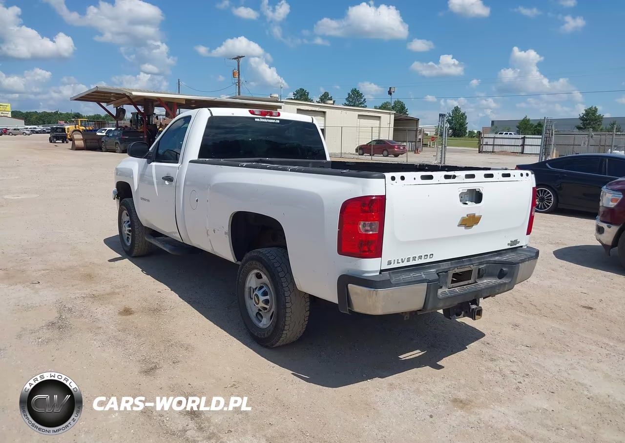 2013 Chevrolet Silverado 2500Hd Work Truck VIN:1GC0CVCGXDF242097 - 3