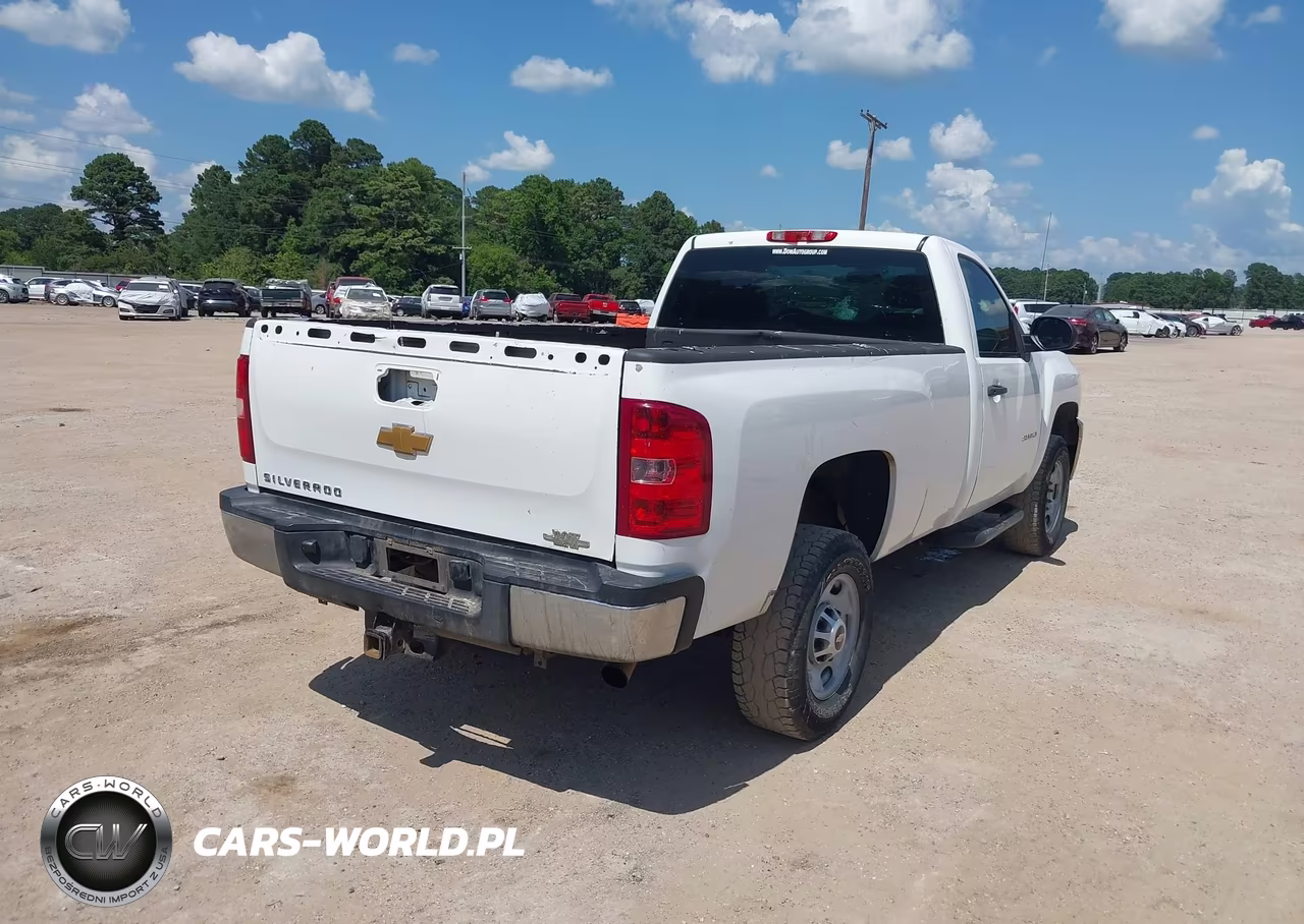 2013 Chevrolet Silverado 2500Hd Work Truck VIN:1GC0CVCGXDF242097 - 4