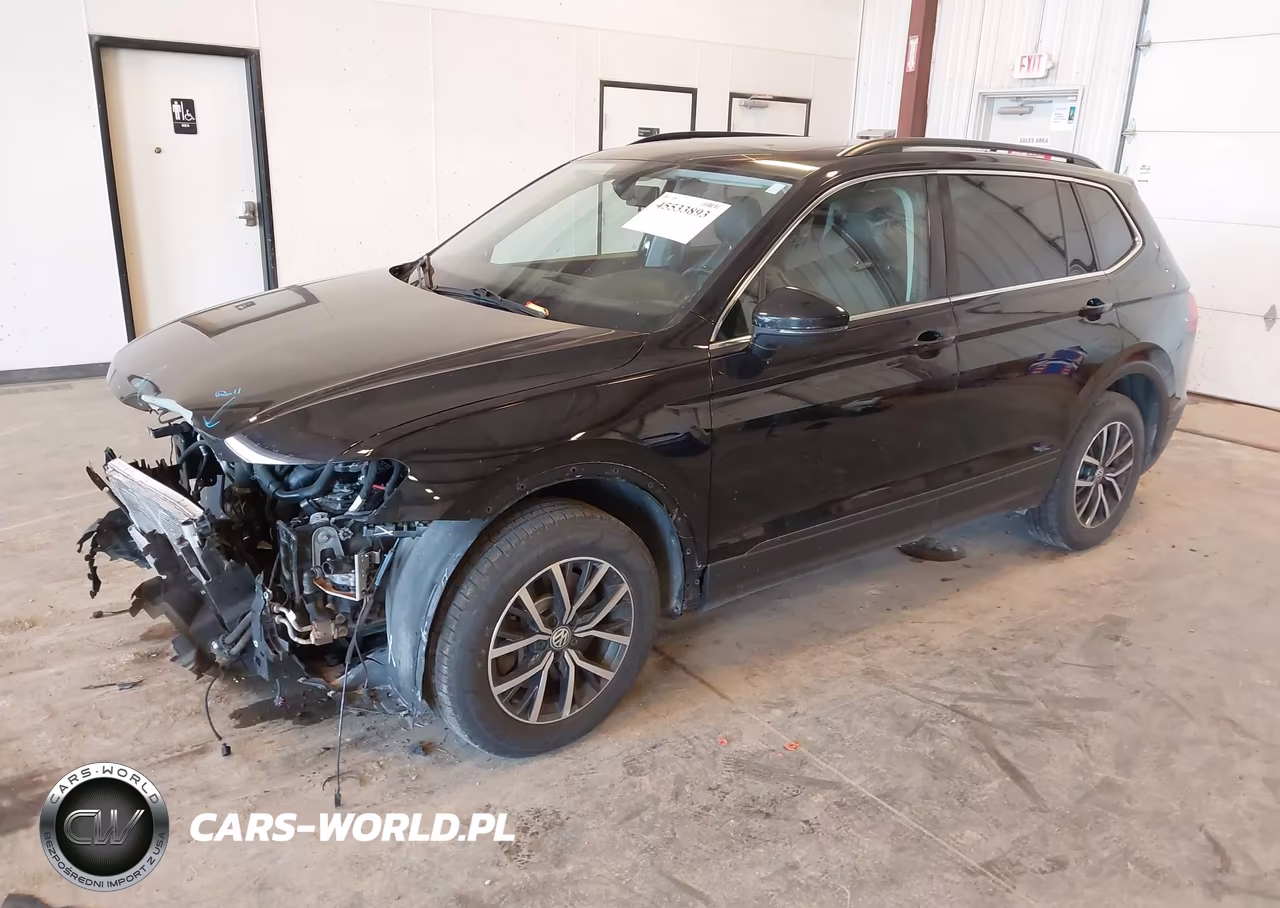 2019 Volkswagen Tiguan 2.0T Se-2.0T Sel-2.0T Sel R-Line-2.0T Sel R-Line Black VIN:3VV2B7AX7KM070667 - 2