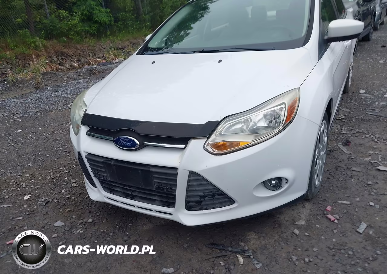 2012 Ford Focus Se VIN:1FAHP3F22CL407352 - 6