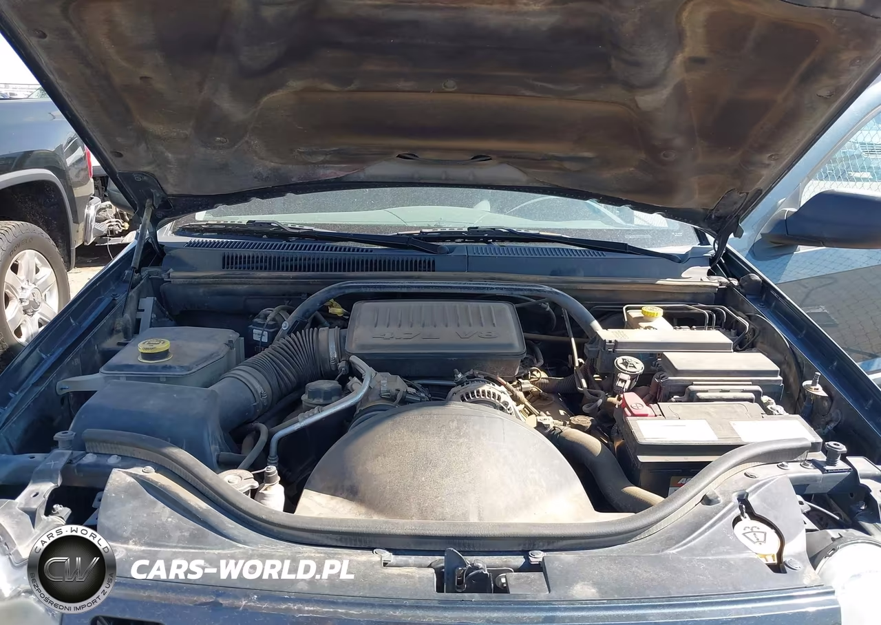 2007 Jeep Grand Cherokee Laredo VIN:1J8HR48P37C645342 - 10
