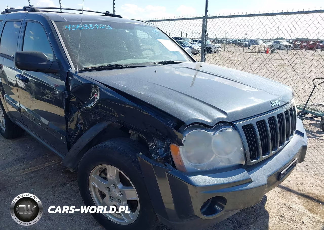 2007 Jeep Grand Cherokee Laredo VIN:1J8HR48P37C645342 - 6