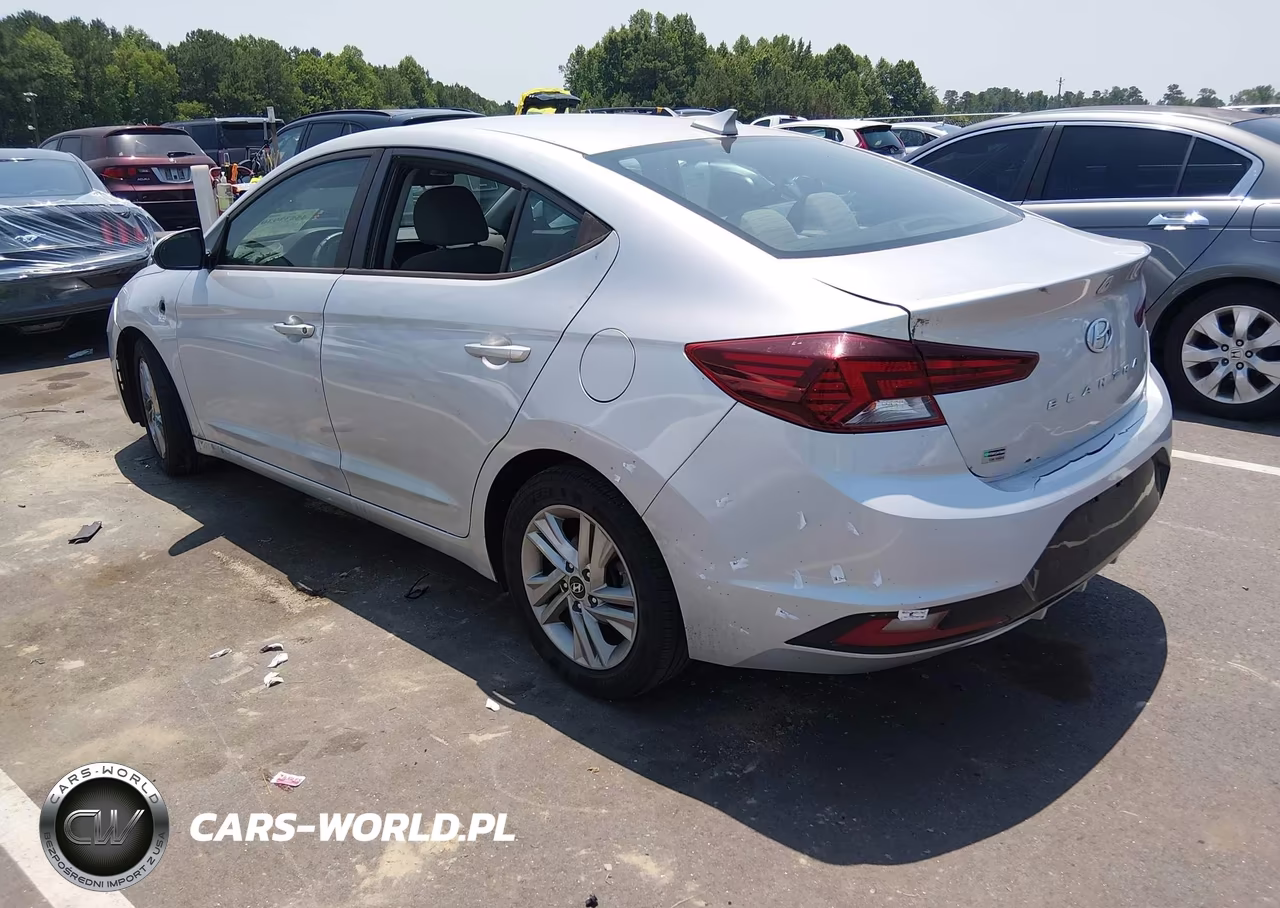 2019 Hyundai Elantra Sel VIN:KMHD84LF4KU746606 - 3