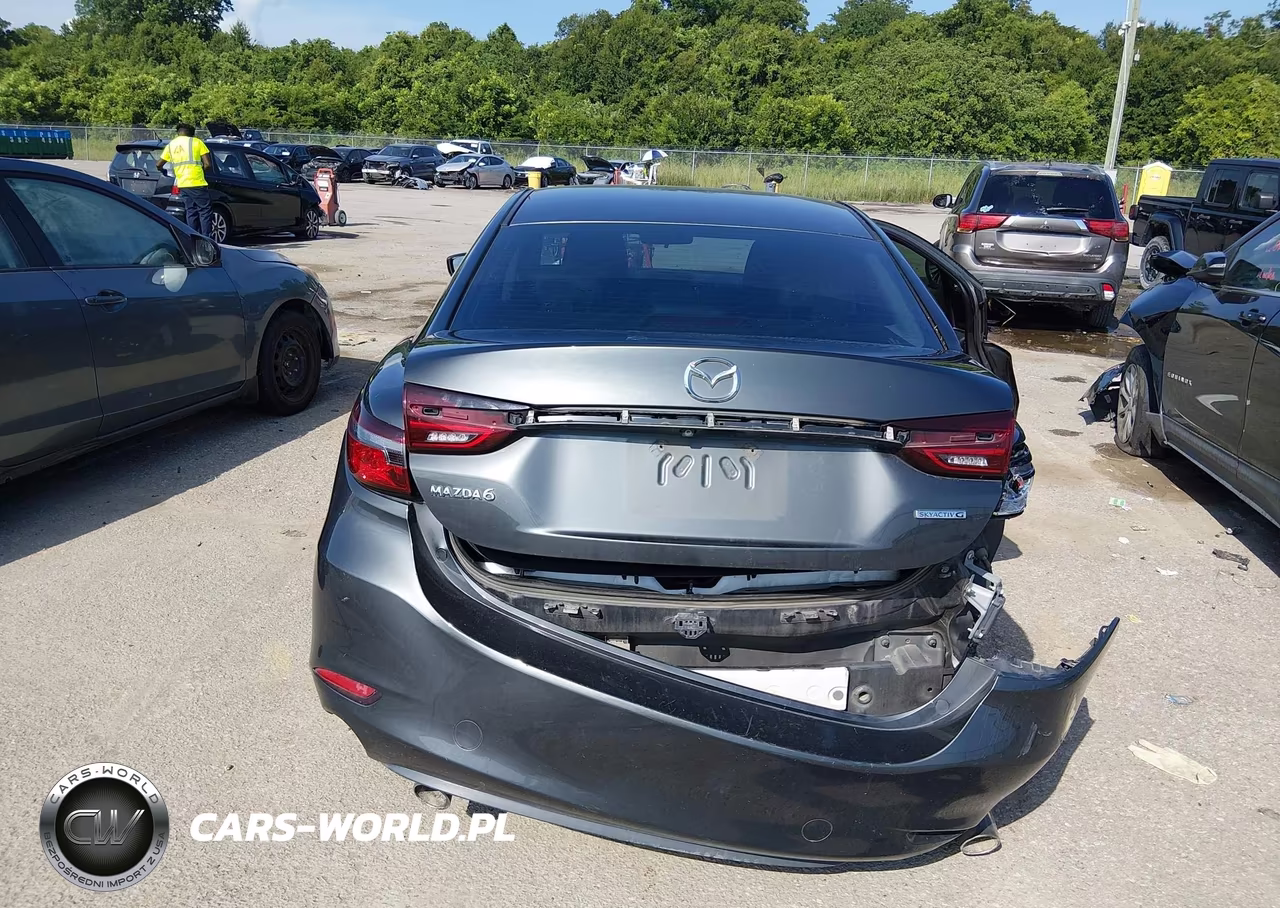2020 Mazda Mazda6 Touring VIN:JM1GL1VM2L1519637 - 17