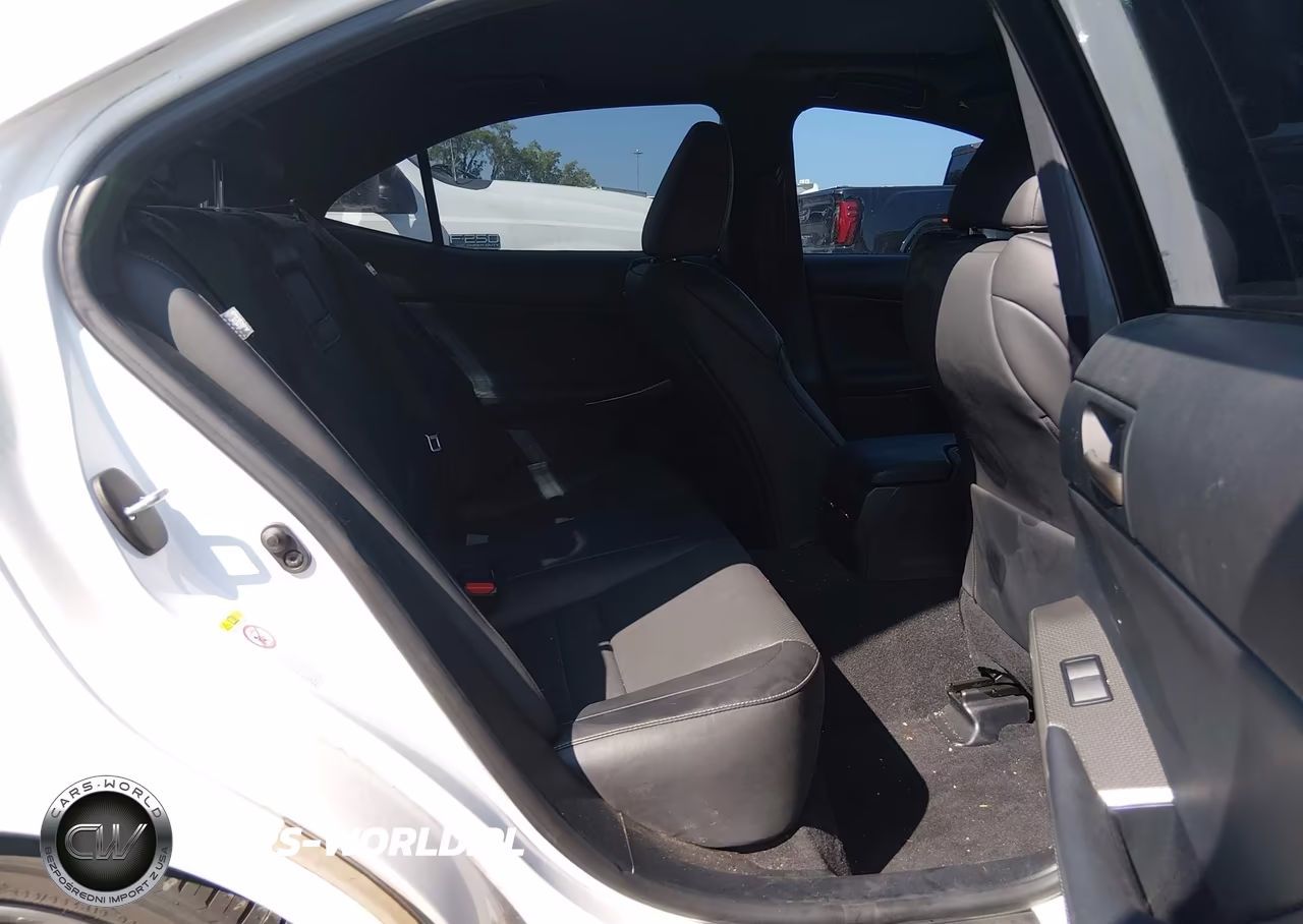 2017 Lexus Is 200T VIN:JTHBA1D23H5038942 - 8