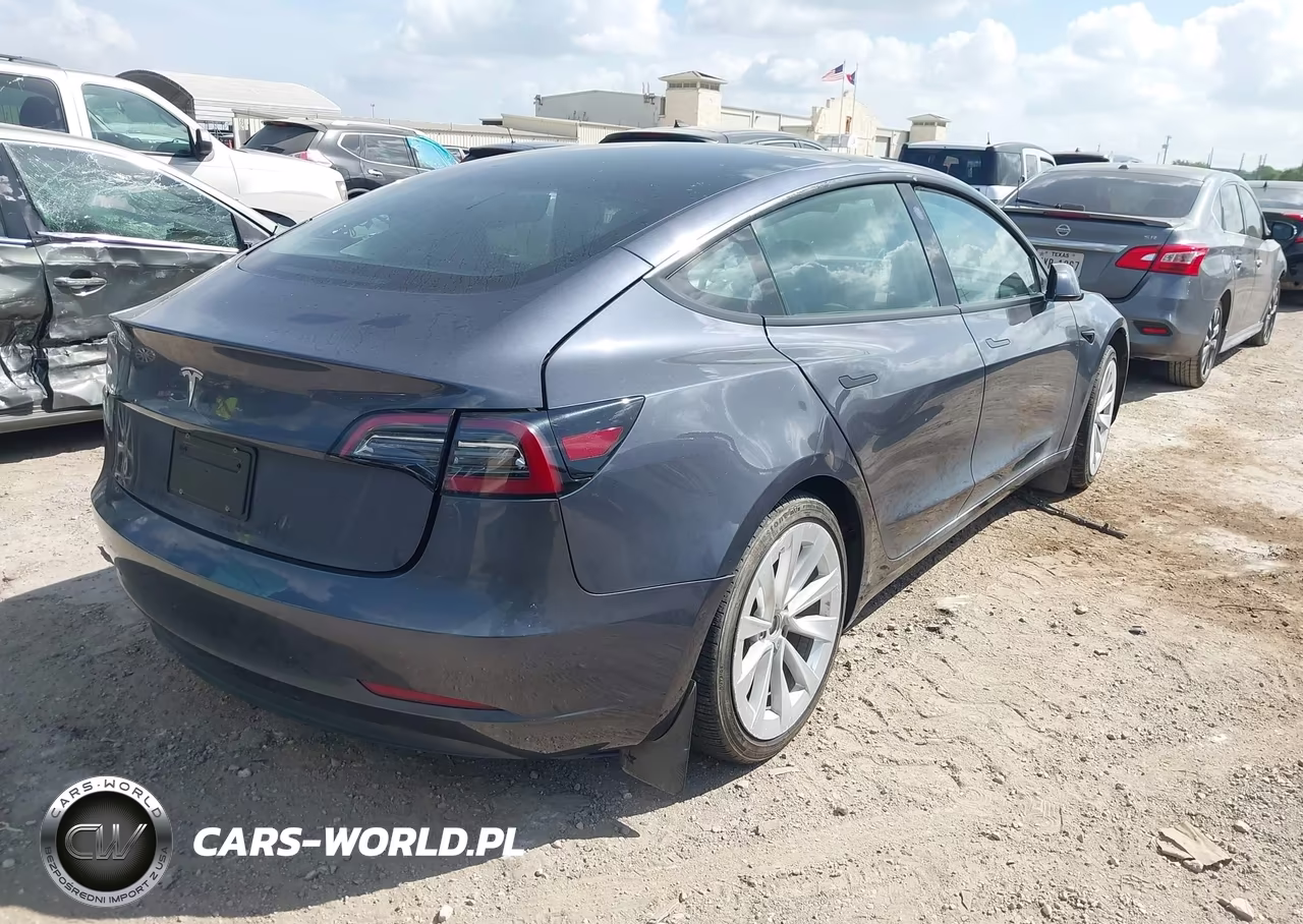 2023 Tesla Model 3 Rear-Wheel Drive VIN:5YJ3E1EAXPF615947 - 4