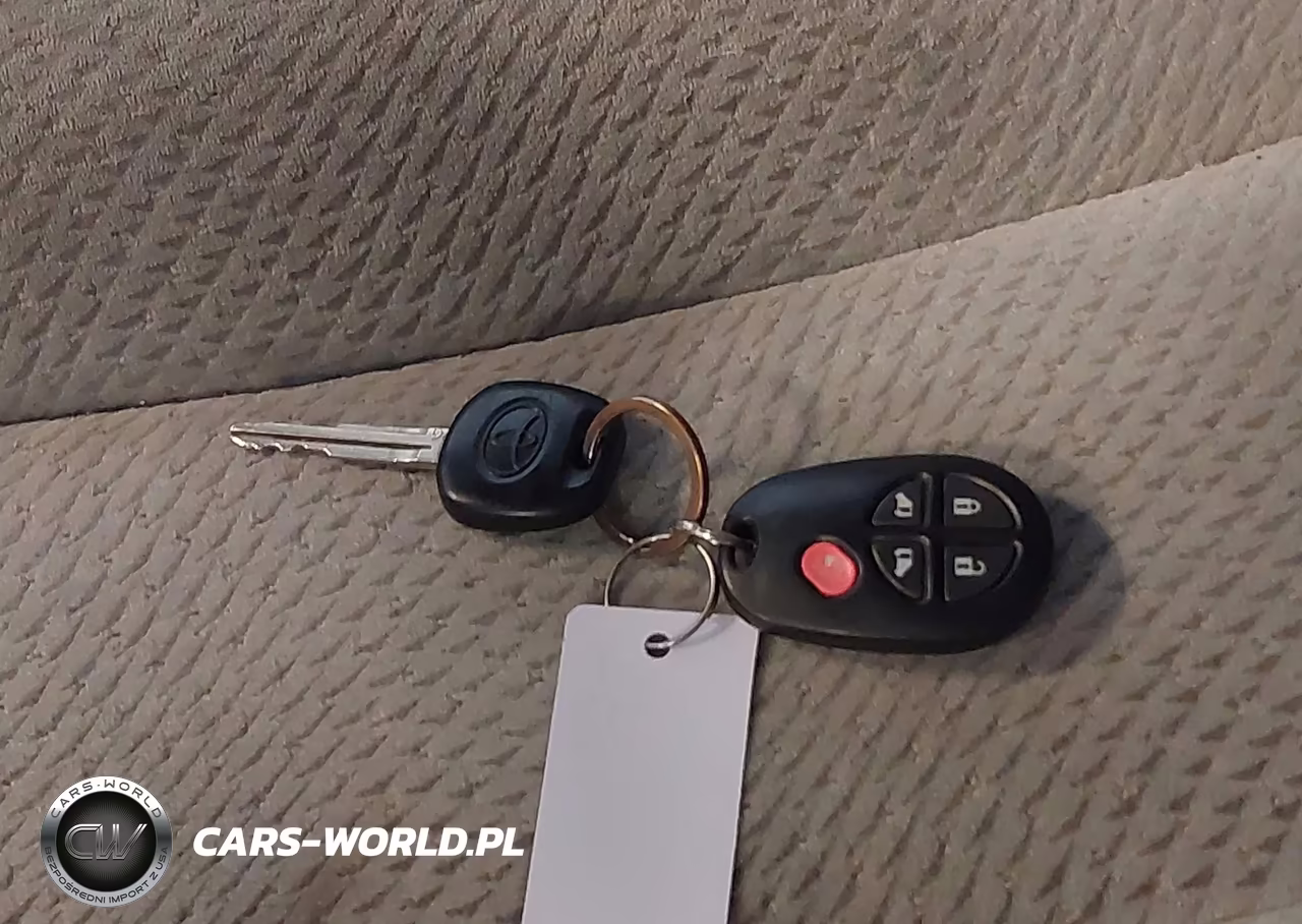 2013 Toyota Sienna Le V6 8 Passenger VIN:5TDKK3DC4DS334088 - 11