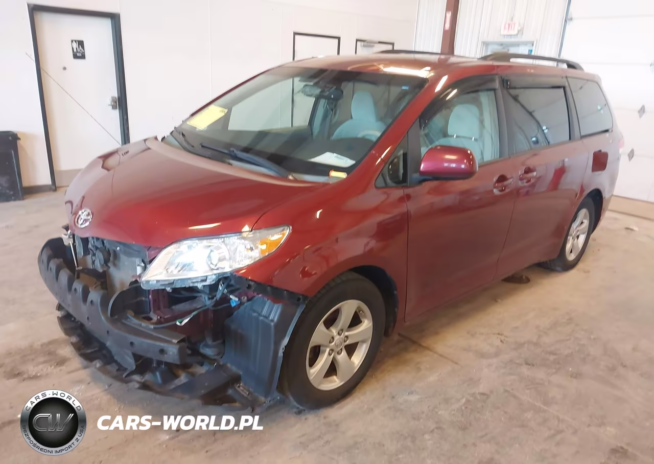 2013 Toyota Sienna Le V6 8 Passenger VIN:5TDKK3DC4DS334088 - 2