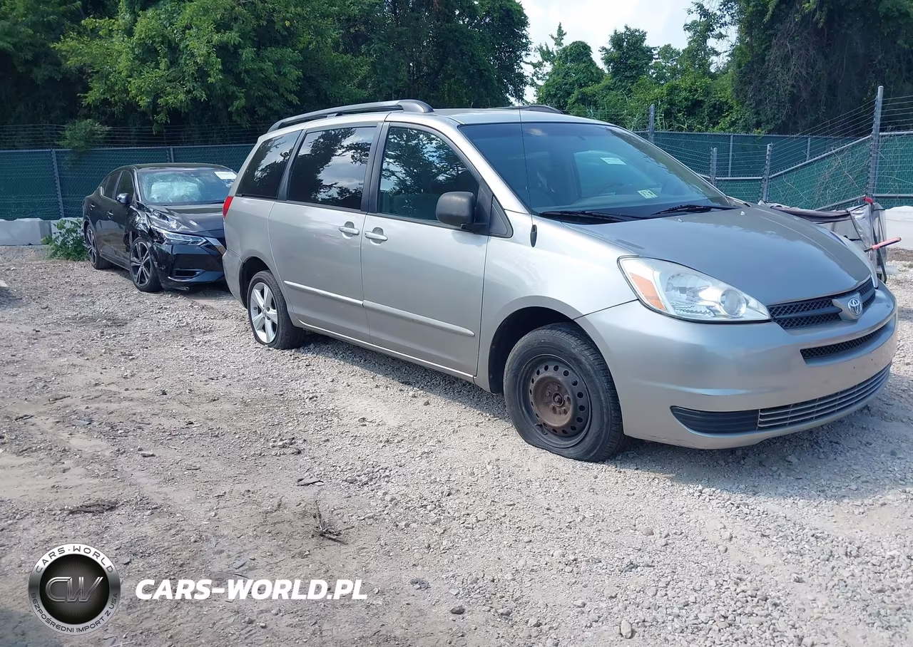 2005 Toyota Sienna Le – zdjęcie 1 z 15