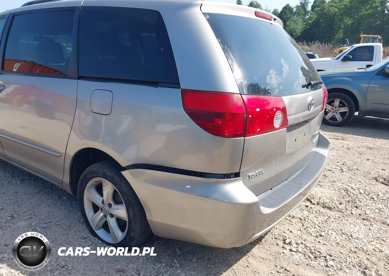 2005 Toyota Sienna Le VIN:5TDZA23C15S367399 - 14