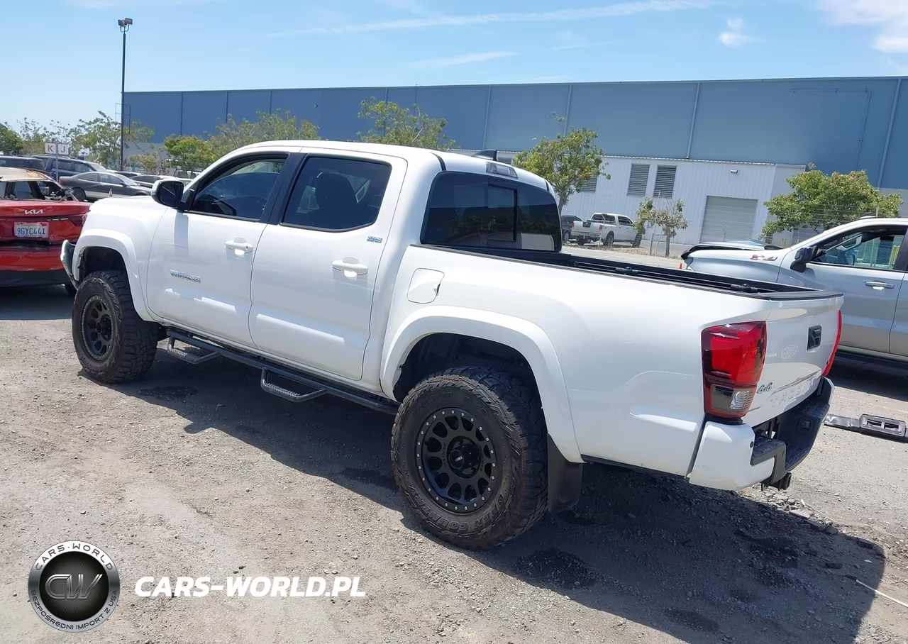 2022 Toyota Tacoma Sr5 V6 VIN:3TMCZ5AN8NM469223 - 3