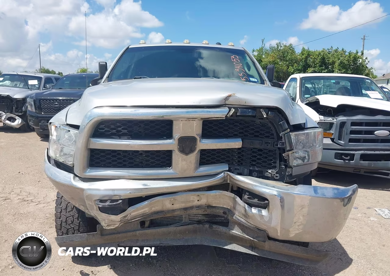 2018 Ram 3500 Tradesman 4X4 8' Box VIN:3C63RRGL1JG203703 - 12