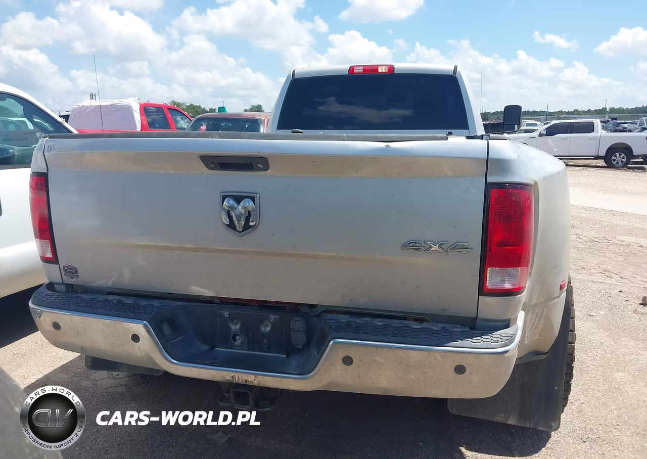 2018 Ram 3500 Tradesman 4X4 8' Box VIN:3C63RRGL1JG203703 - 15