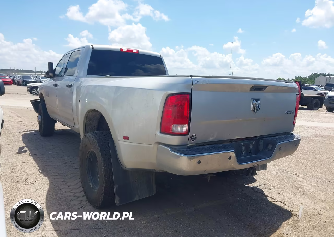 2018 Ram 3500 Tradesman 4X4 8' Box VIN:3C63RRGL1JG203703 - 3