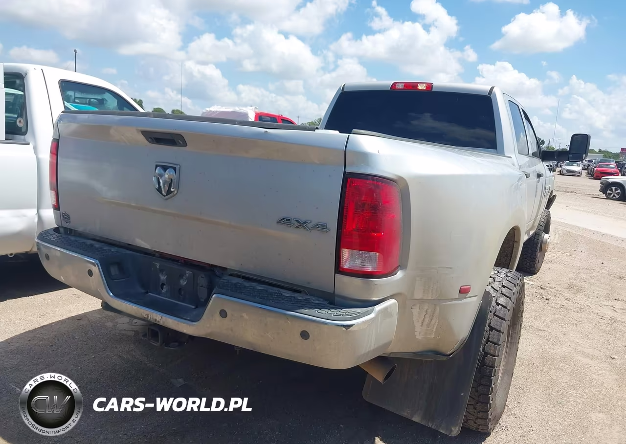 2018 Ram 3500 Tradesman 4X4 8' Box VIN:3C63RRGL1JG203703 - 4