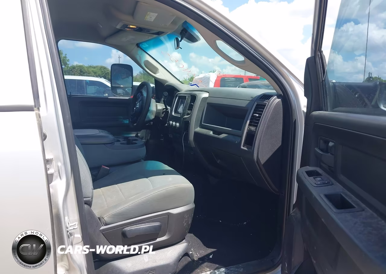 2018 Ram 3500 Tradesman 4X4 8' Box VIN:3C63RRGL1JG203703 - 5
