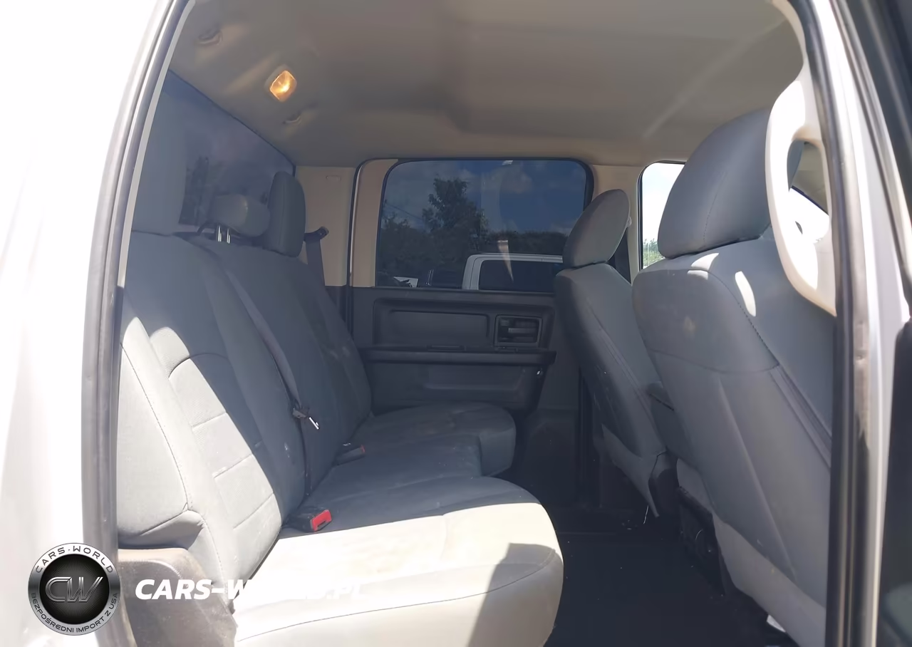 2018 Ram 3500 Tradesman 4X4 8' Box VIN:3C63RRGL1JG203703 - 8
