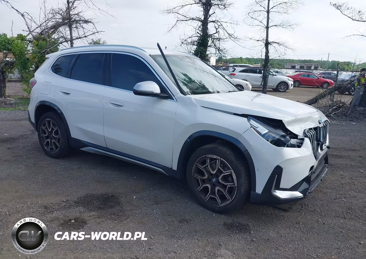 2024 BMW X1 xDrive28I – zdjęcie 1 z 17
