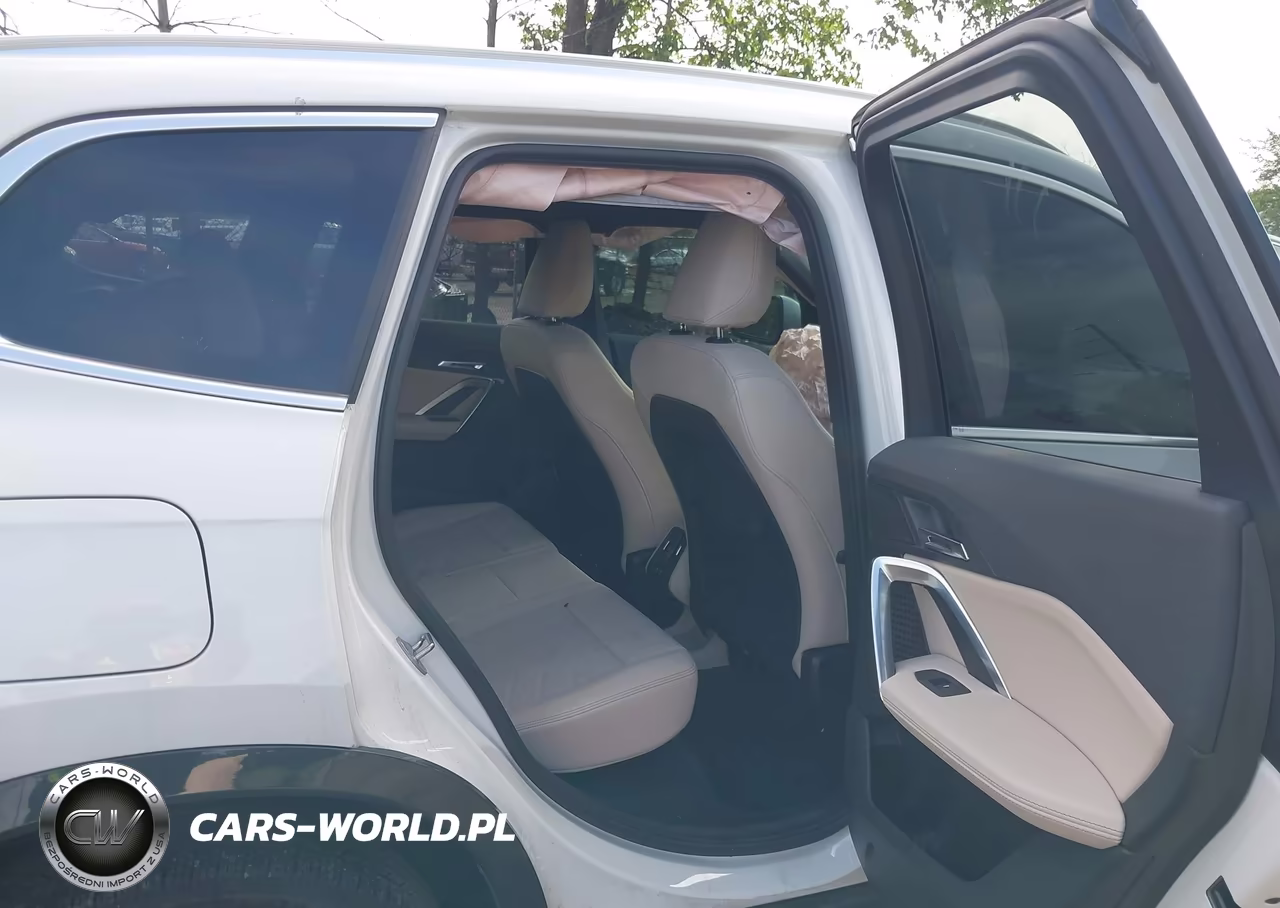 2024 BMW X1 xDrive28I VIN:WBX73EF00R5022562 - 8