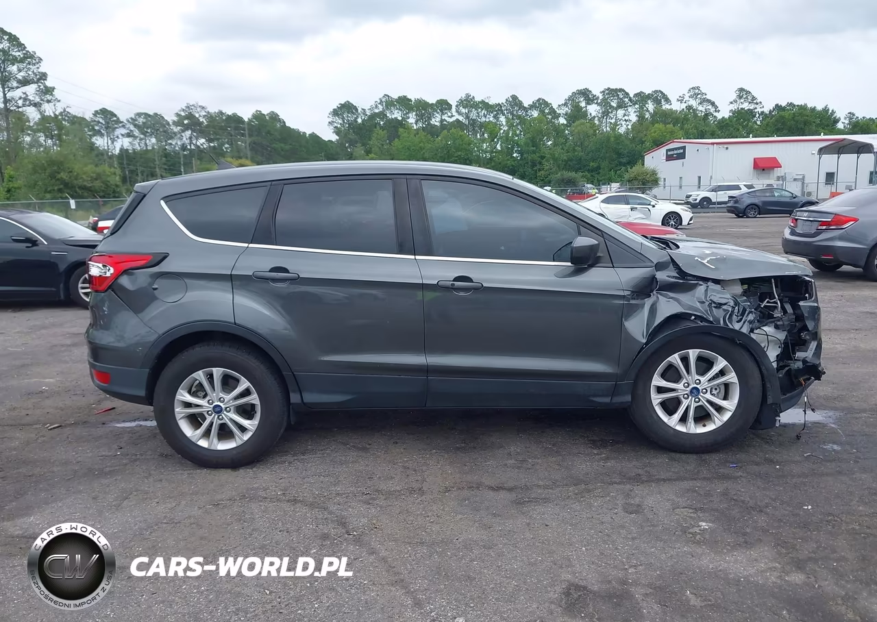 2019 Ford Escape Se VIN:1FMCU9GD4KUC05830 - 13