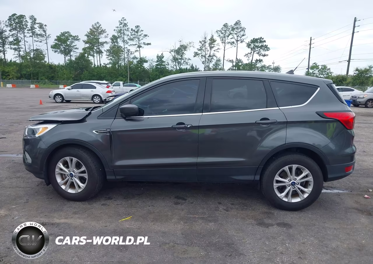 2019 Ford Escape Se VIN:1FMCU9GD4KUC05830 - 14