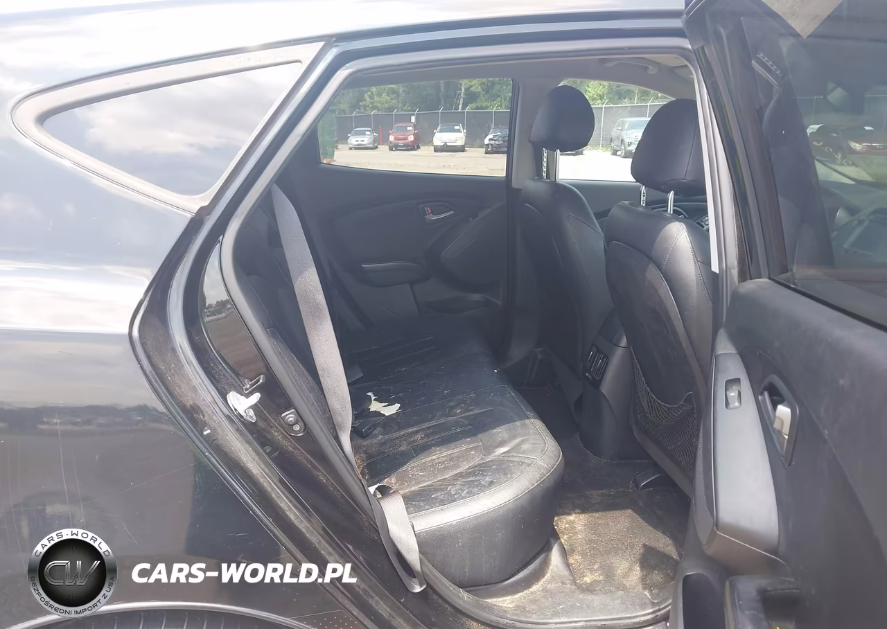 2014 Hyundai Tucson Walking Dead Edition VIN:KM8JUCAG5EU940487 - 8