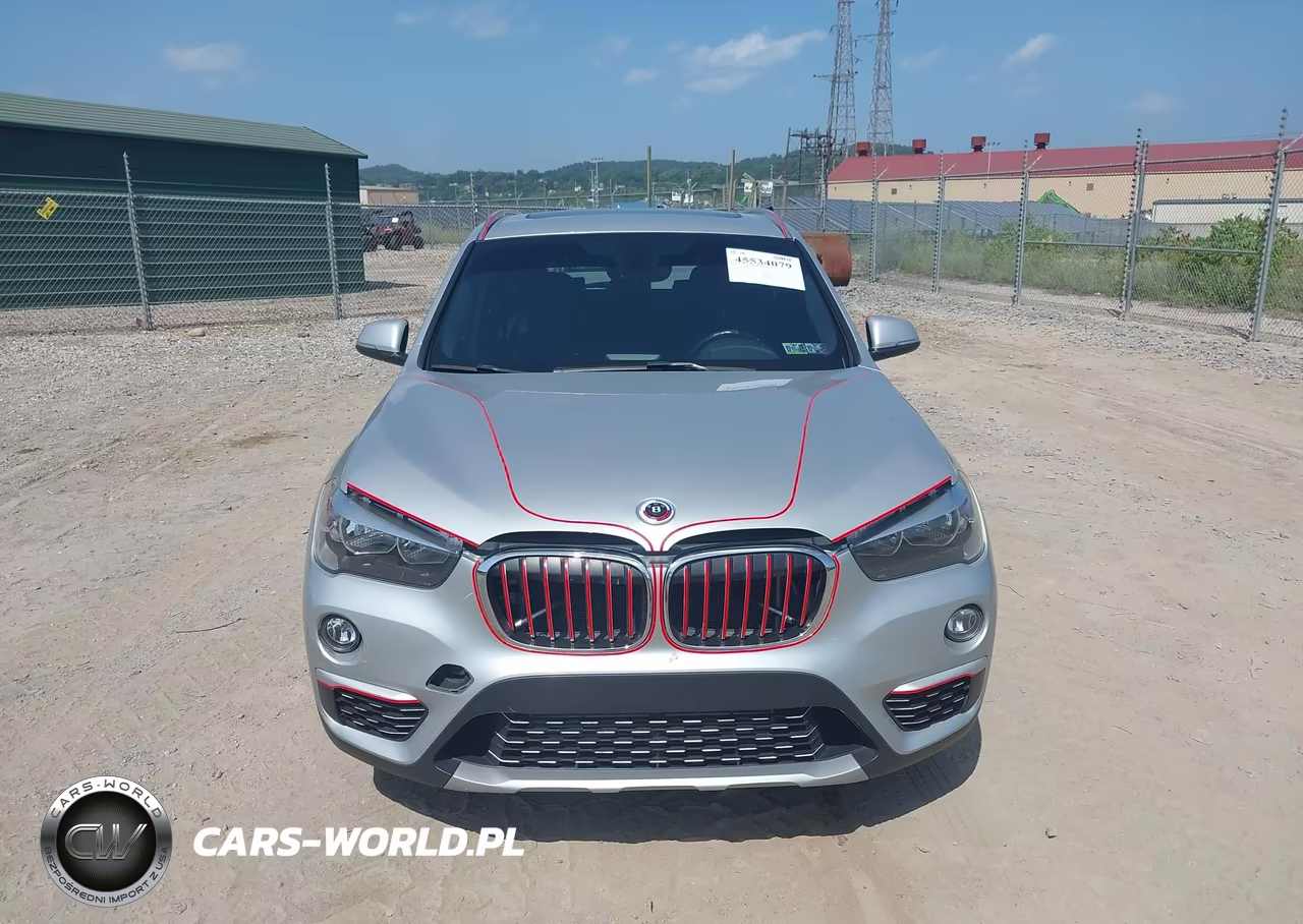 2018 BMW X1 xDrive28I VIN:WBXHT3C34J5L32919 - 12