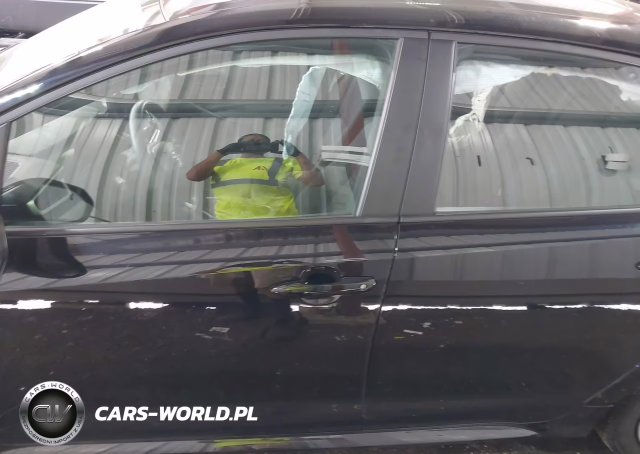 2025 Toyota Corolla Le VIN:5YFB4MDE6SP312200 - 14