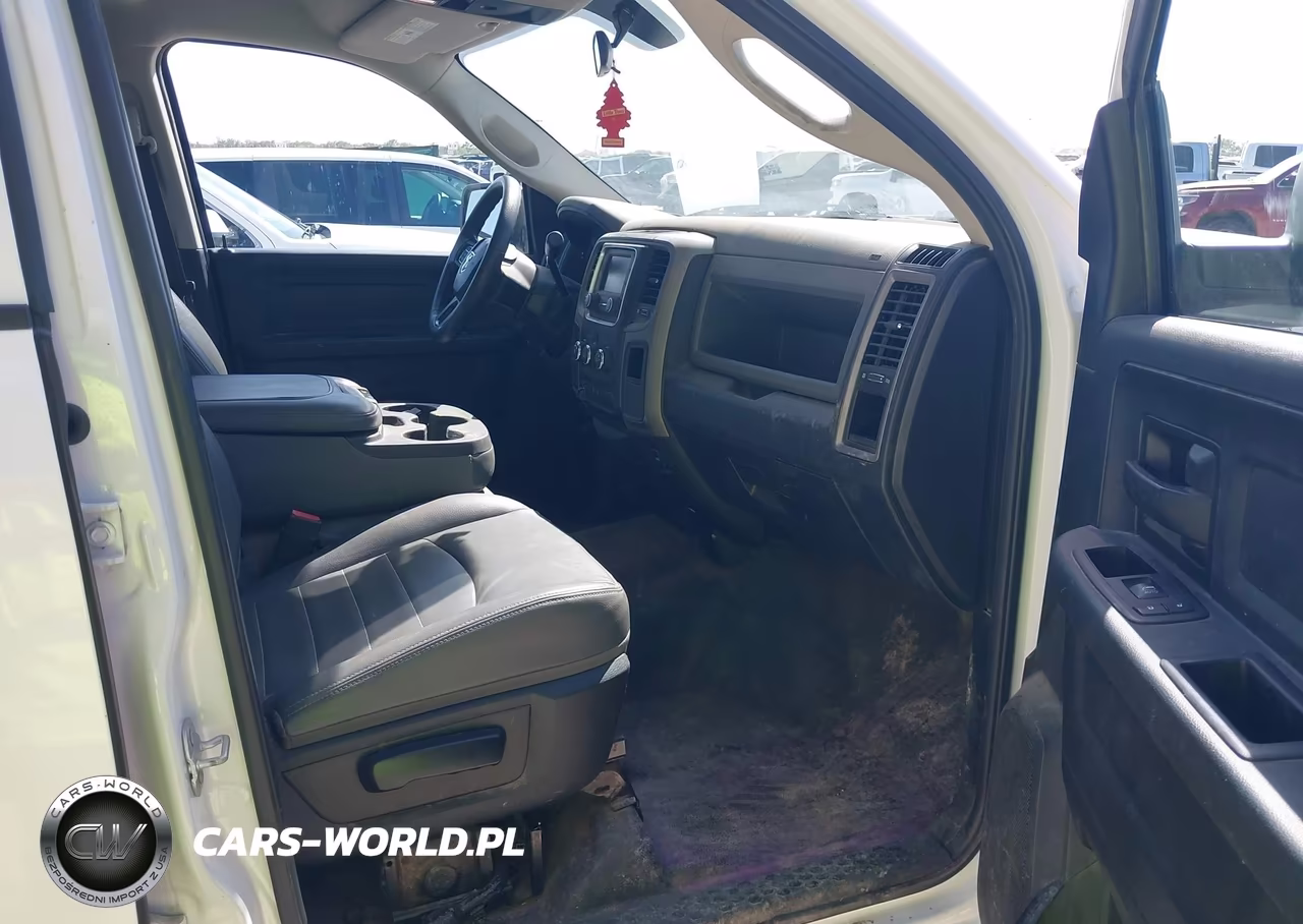2018 Ram 2500 Tradesman 4X2 8' Box VIN:3C6TR4HTXJG356016 - 5