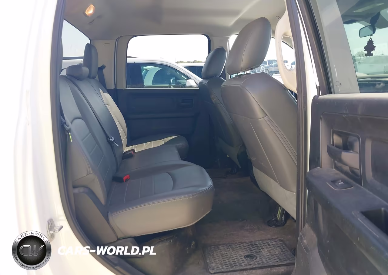 2018 Ram 2500 Tradesman 4X2 8' Box VIN:3C6TR4HTXJG356016 - 8