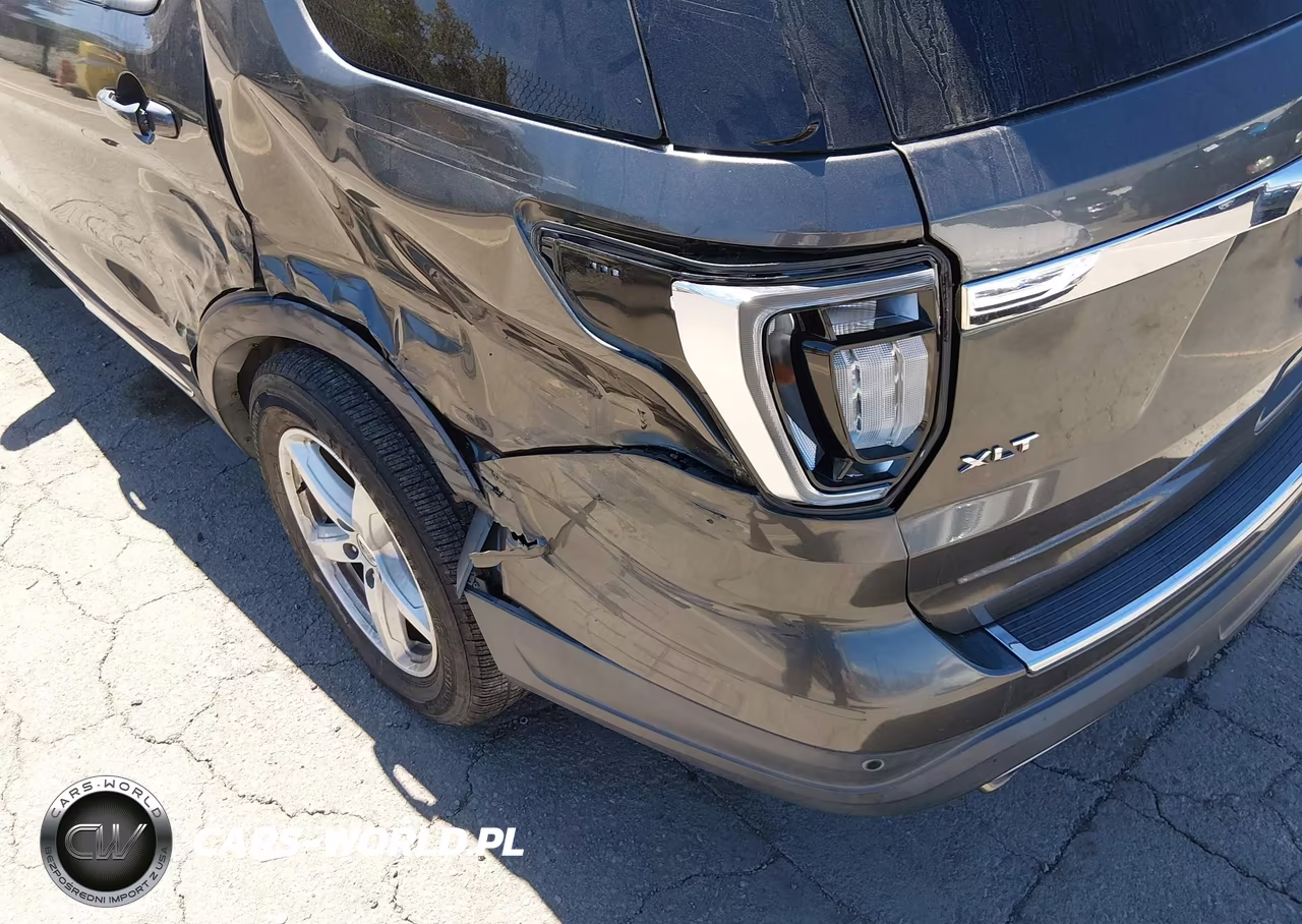 2018 Ford Explorer Xlt VIN:1FM5K7DH9JGA42583 - 15