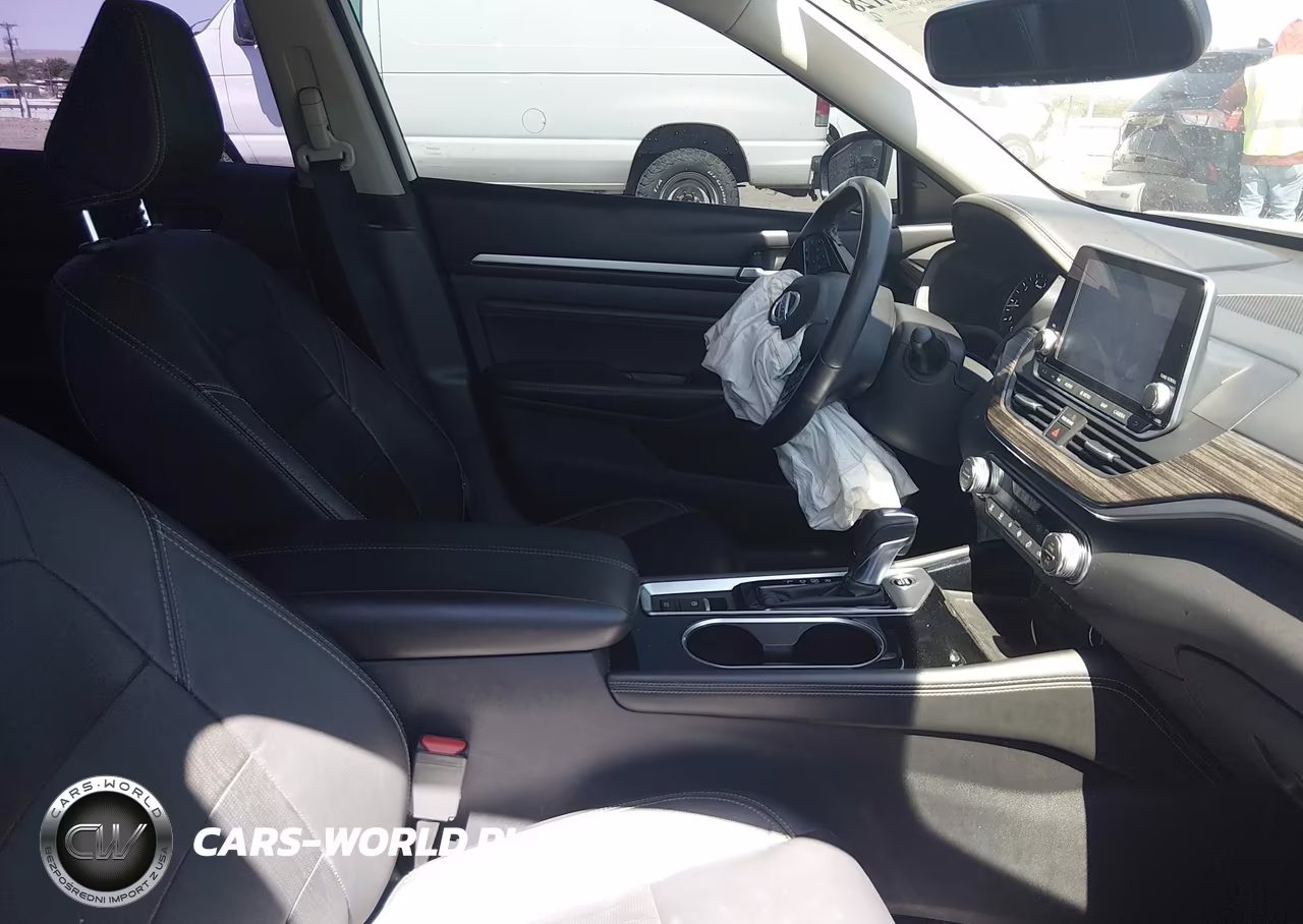 2020 Nissan Altima Platinum Vc-Turbo Fwd VIN:1N4AL4FVXLC173782 - 5