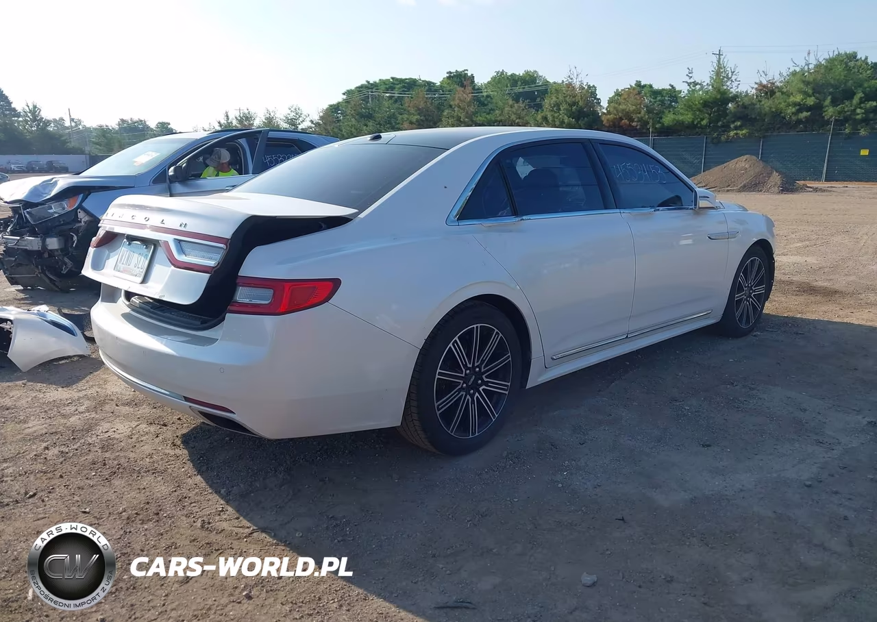 2017 Lincoln Continental Reserve VIN:1LN6L9RP1H5612031 - 4