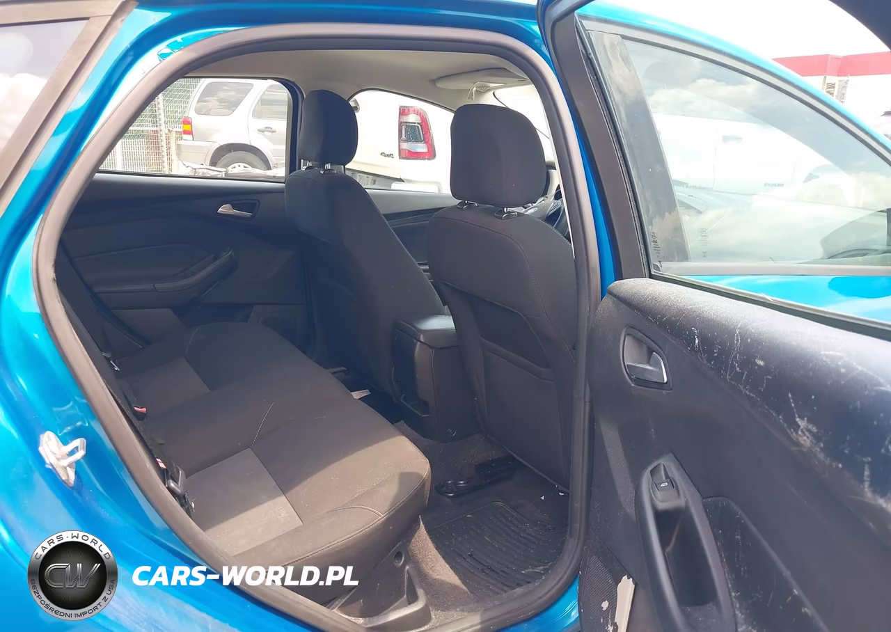 2015 Ford Focus Se VIN:1FADP3K20FL295031 - 8