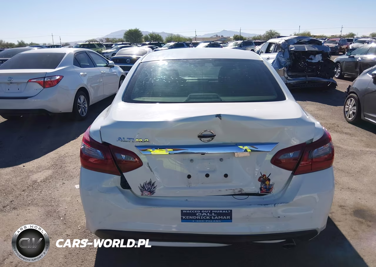 2018 Nissan Altima VIN:1N4AL3APXJC260789 - 16