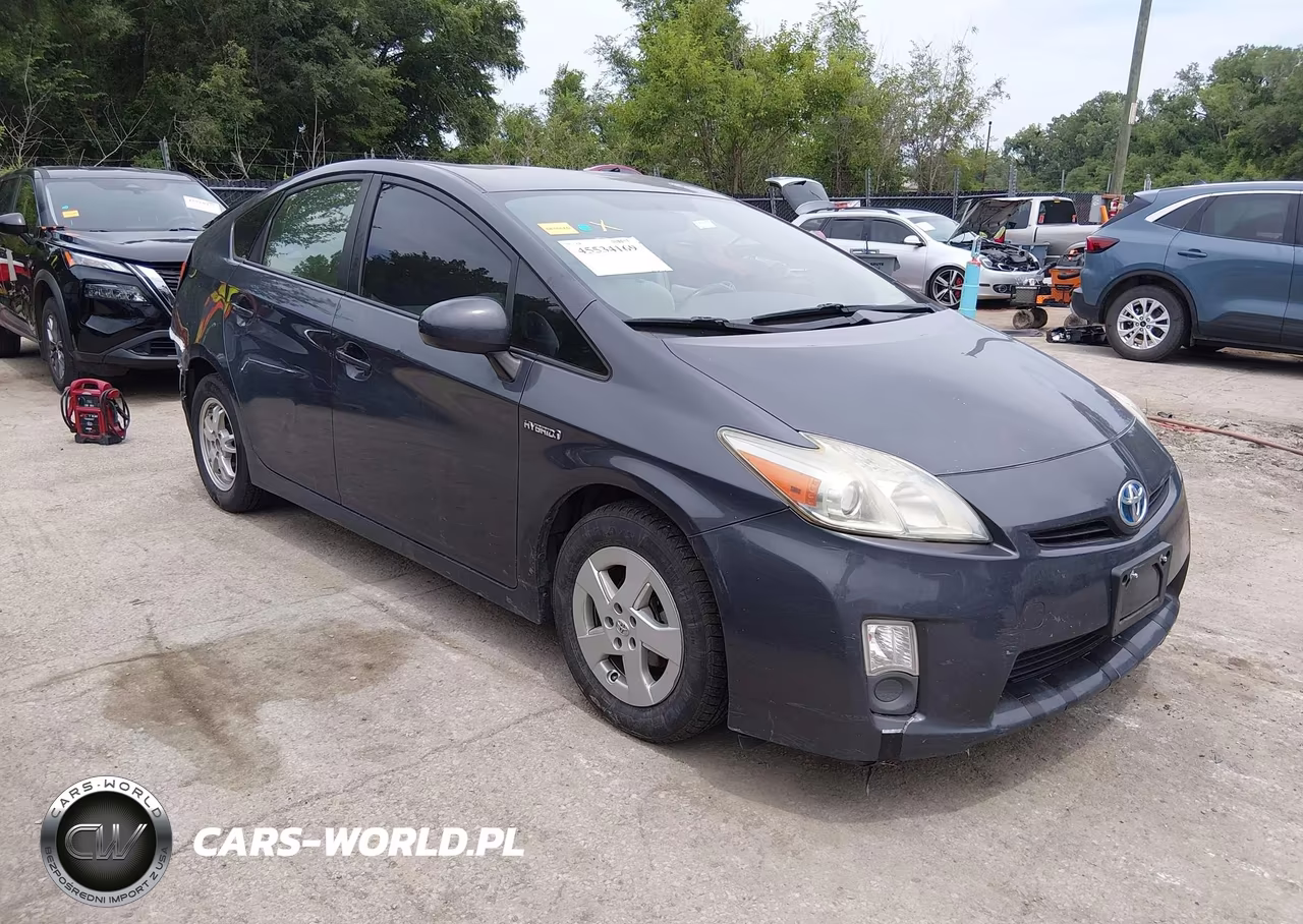2011 Toyota Prius Two