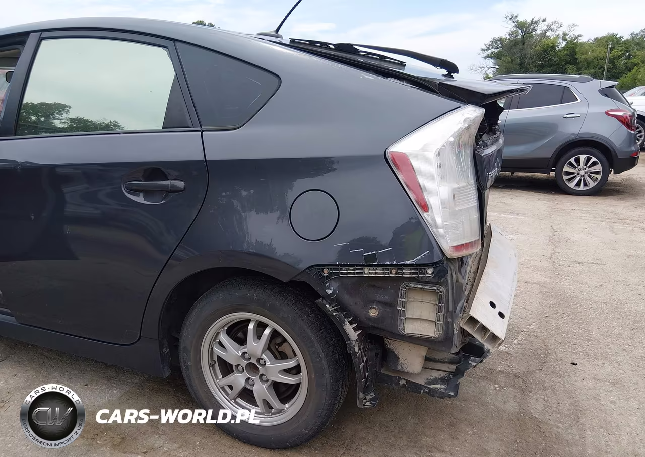 2011 Toyota Prius Two VIN:JTDKN3DU0B1361959 - 18