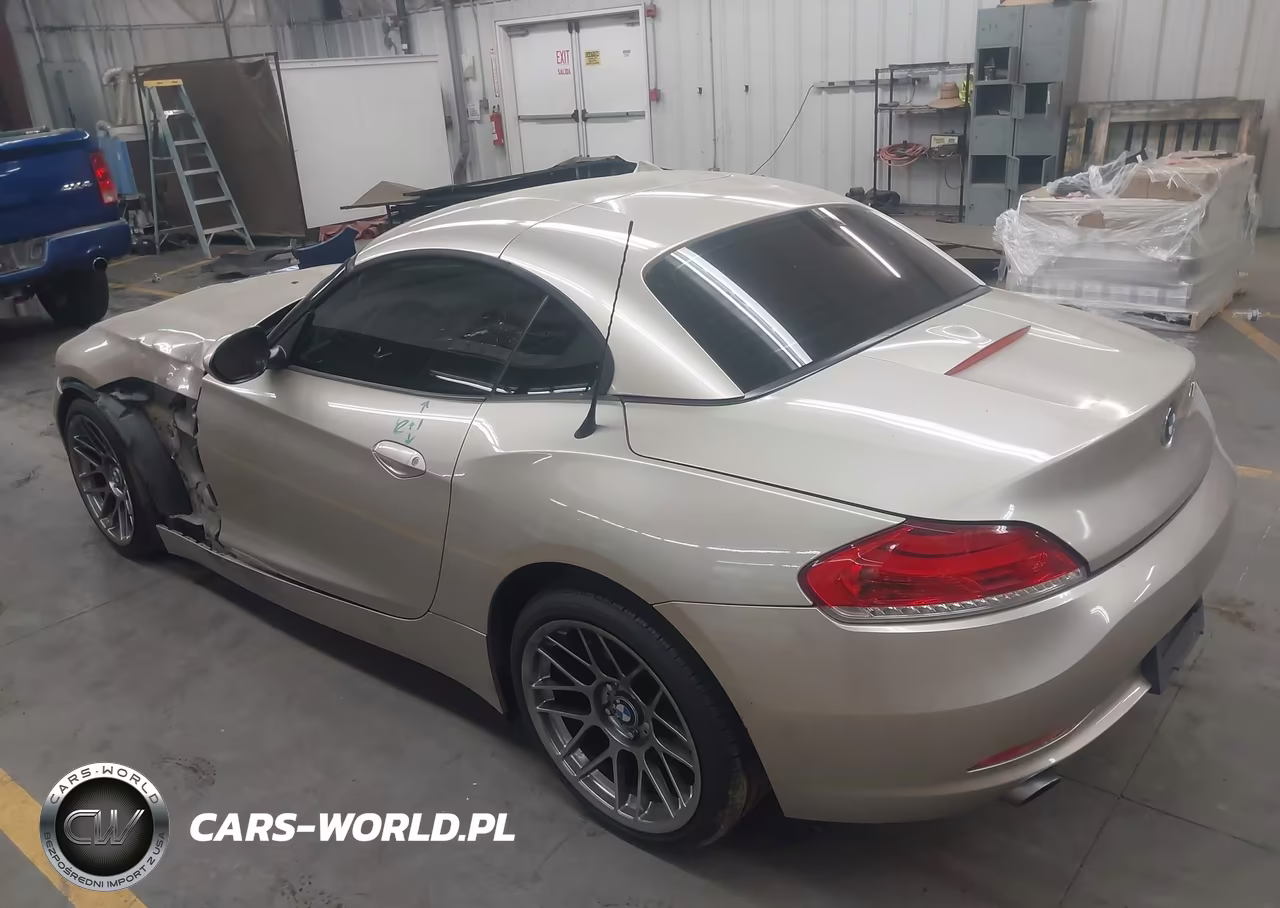 2011 BMW Z4 Sdrive35I VIN:WBALM7C5XBE382591 - 3