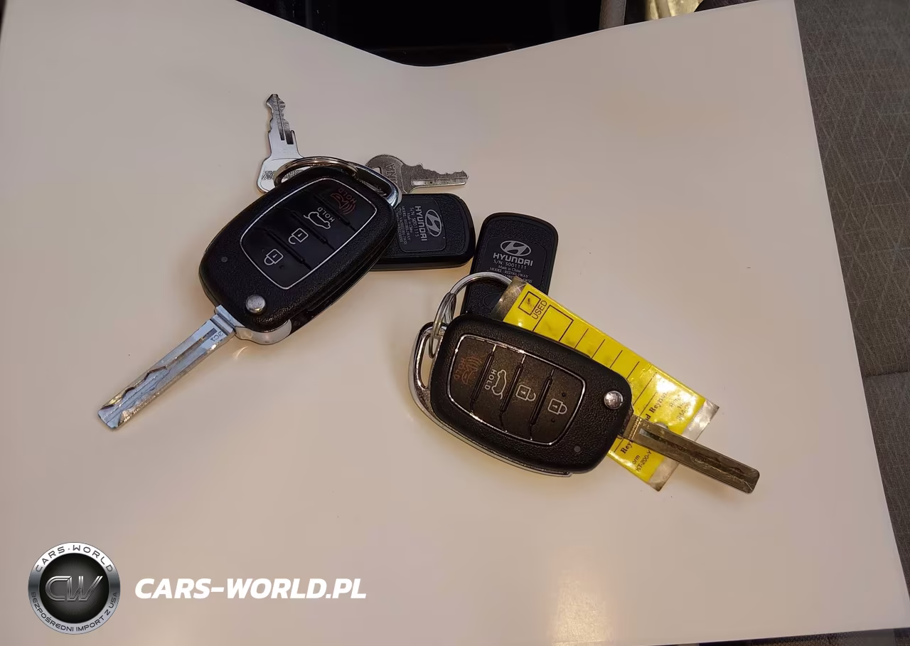 2018 Hyundai Tucson Sel VIN:KM8J3CA47JU708248 - 11