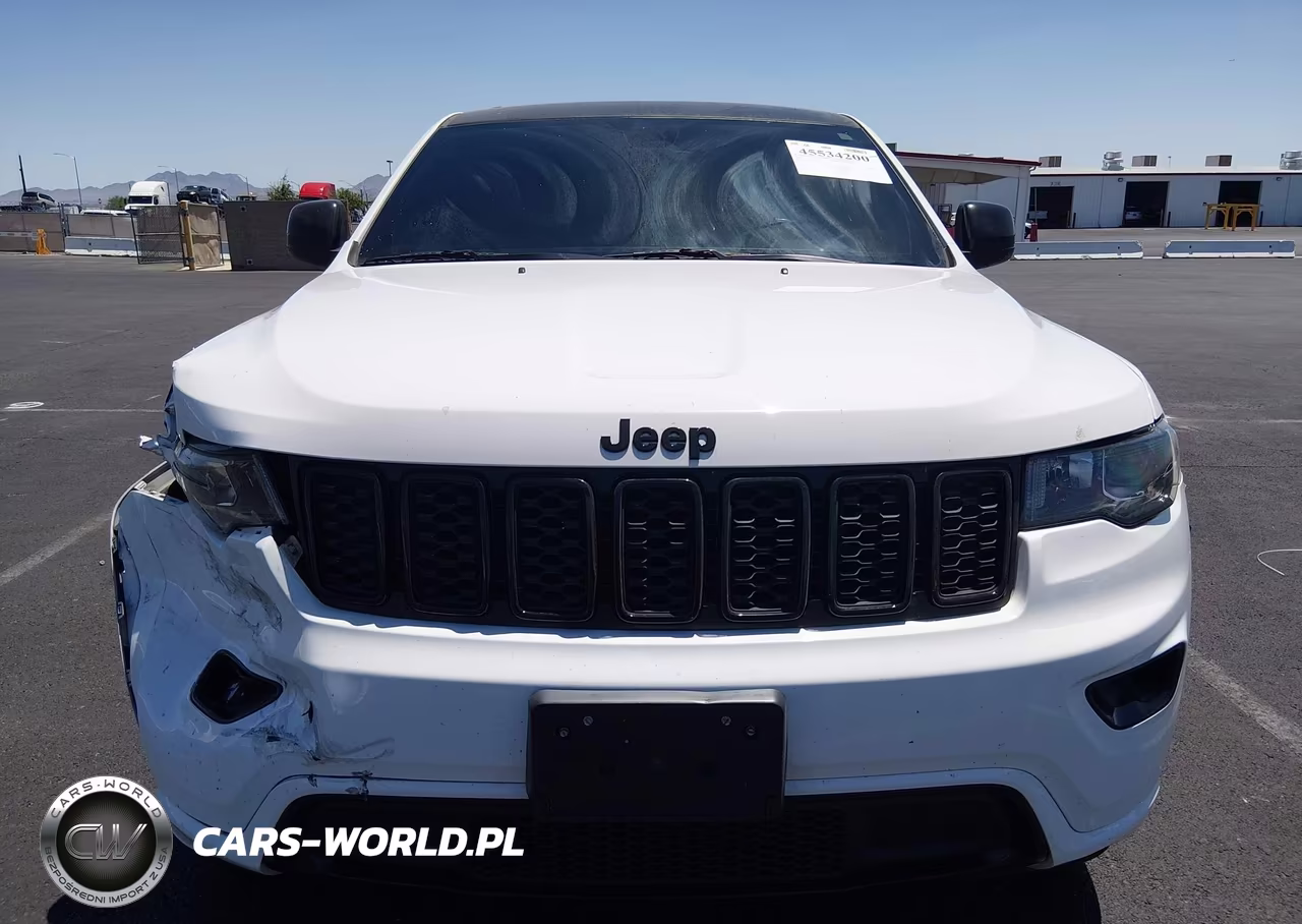 2019 Jeep Grand Cherokee Altitude 4X2 VIN:1C4RJEAGXKC530572 - 12