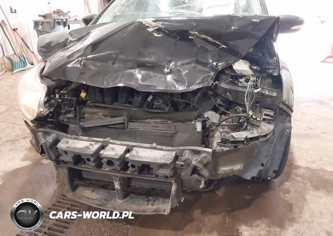 2014 Ford Focus Se VIN:1FADP3F27EL304820 - 6