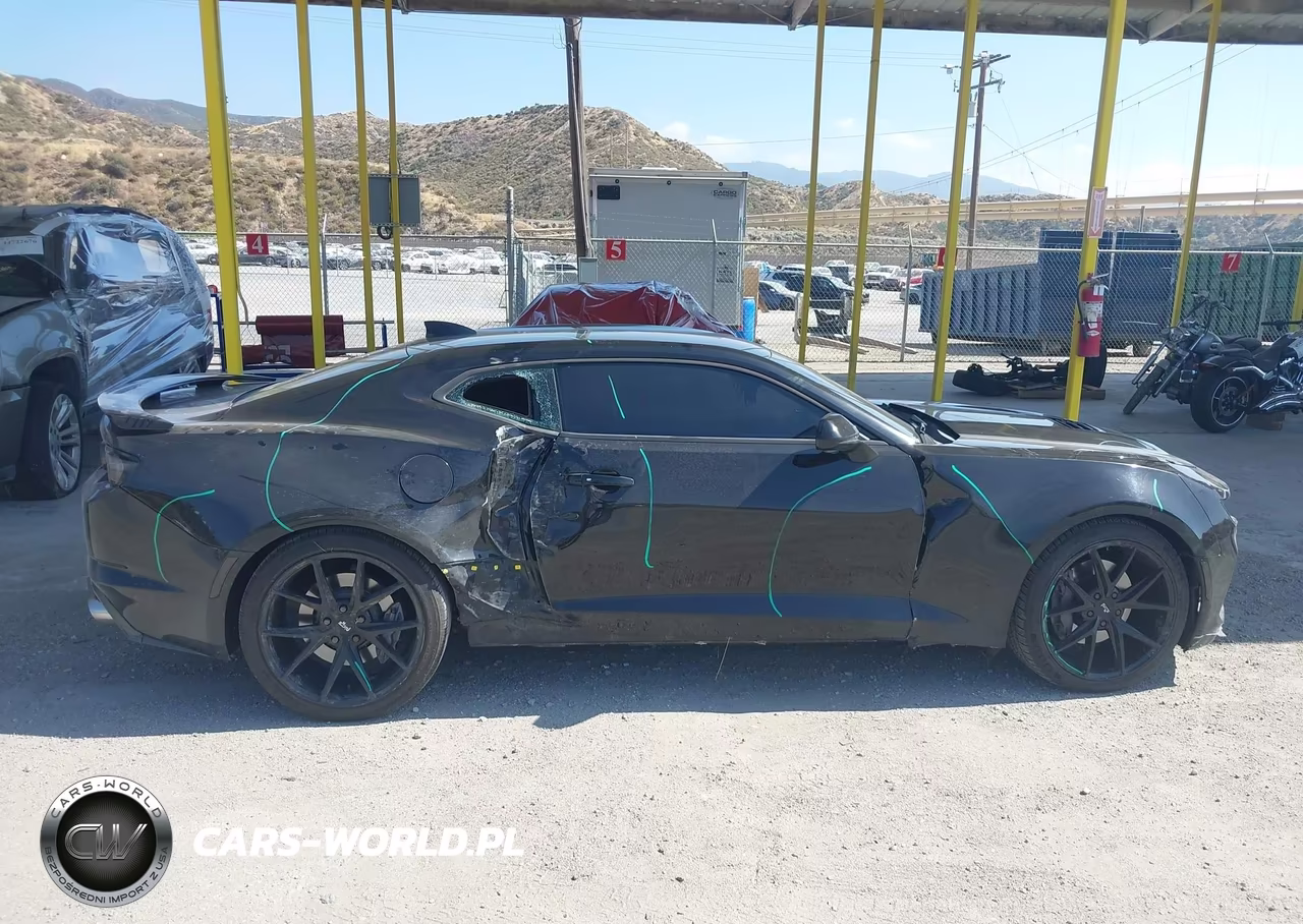 2019 Chevrolet Camaro 2Ss VIN:1G1FH1R79K0105768 - 13