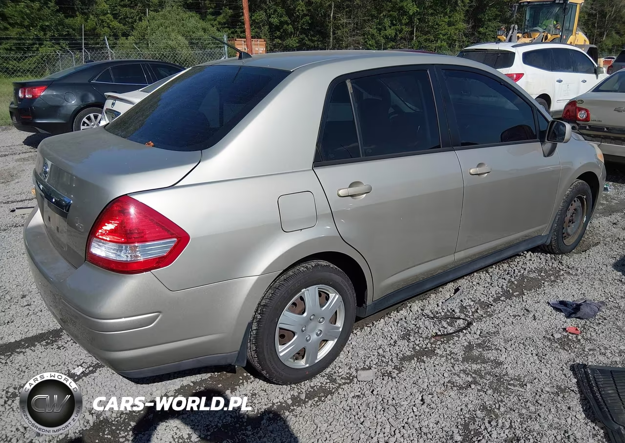 2009 Nissan Versa 1.8S VIN:3N1BC11EX9L449835 - 4