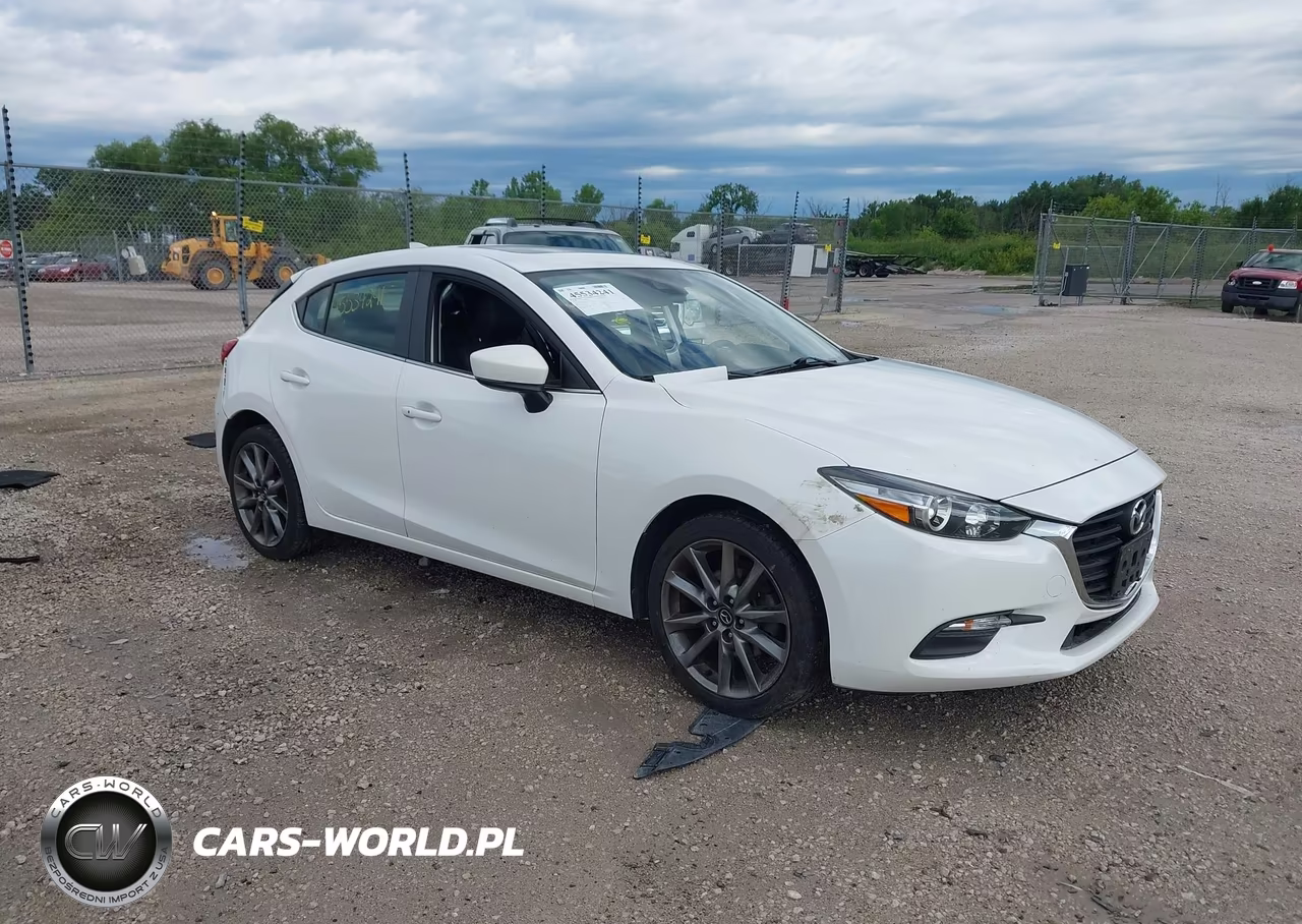 2018 Mazda Mazda3 Touring – zdjęcie 1 z 16