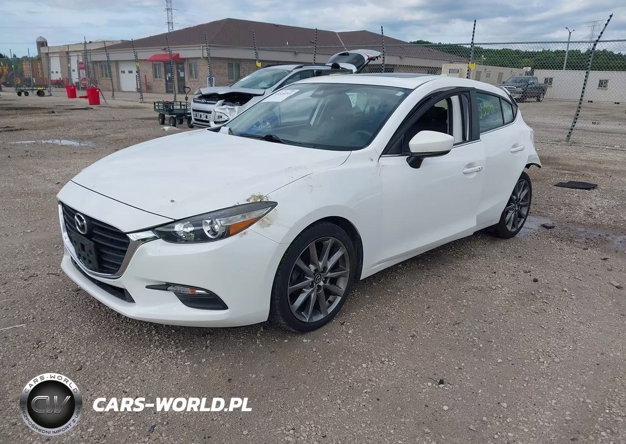 2018 Mazda Mazda3 Touring VIN:3MZBN1L34JM172257 - 2
