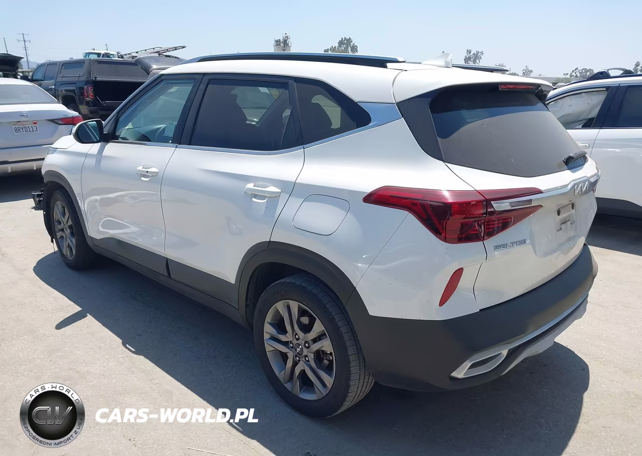 2023 Kia Seltos S VIN:KNDEU2AA9P7414442 - 3
