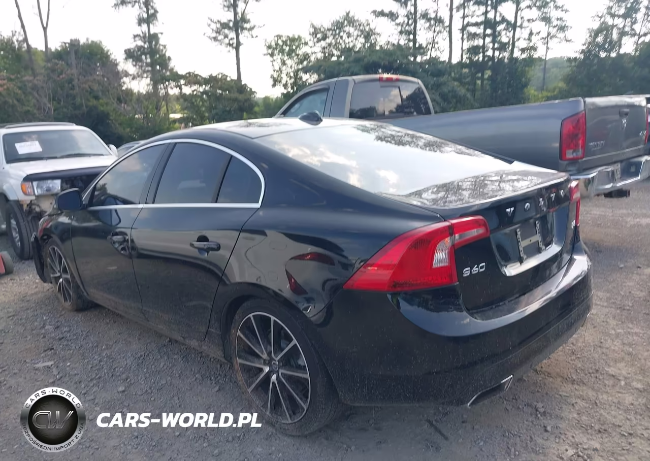 2016 Volvo S60 T6 Drive-E VIN:YV149MFK9G2395201 - 3
