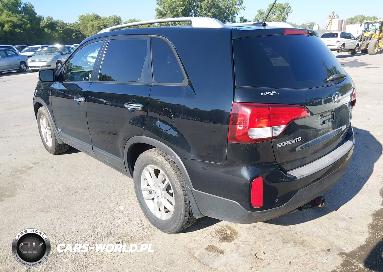 2014 Kia Sorento Lx VIN:5XYKTCA68EG506343 - 3