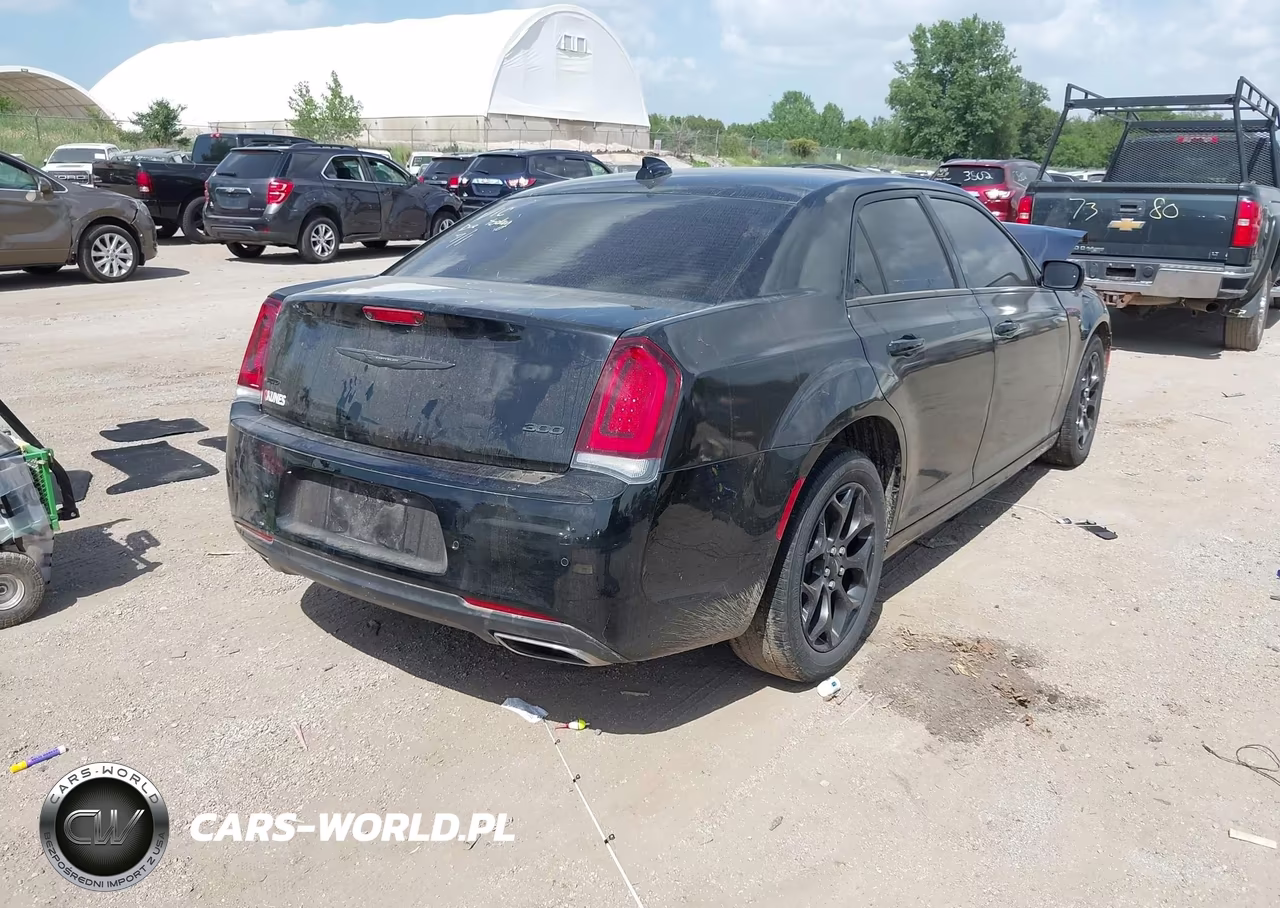 2022 Chrysler 300 Touring L Awd VIN:2C3CCASG7NH236964 - 4
